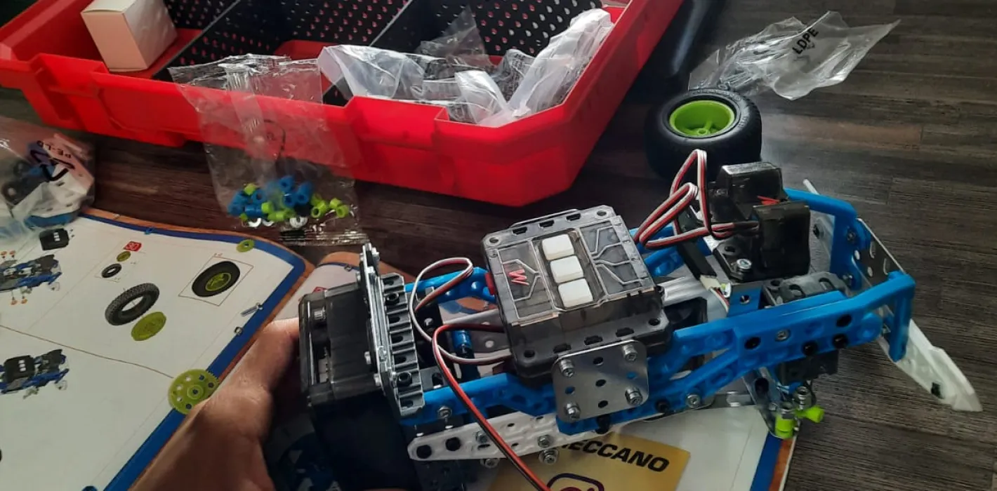 IT & Robotics